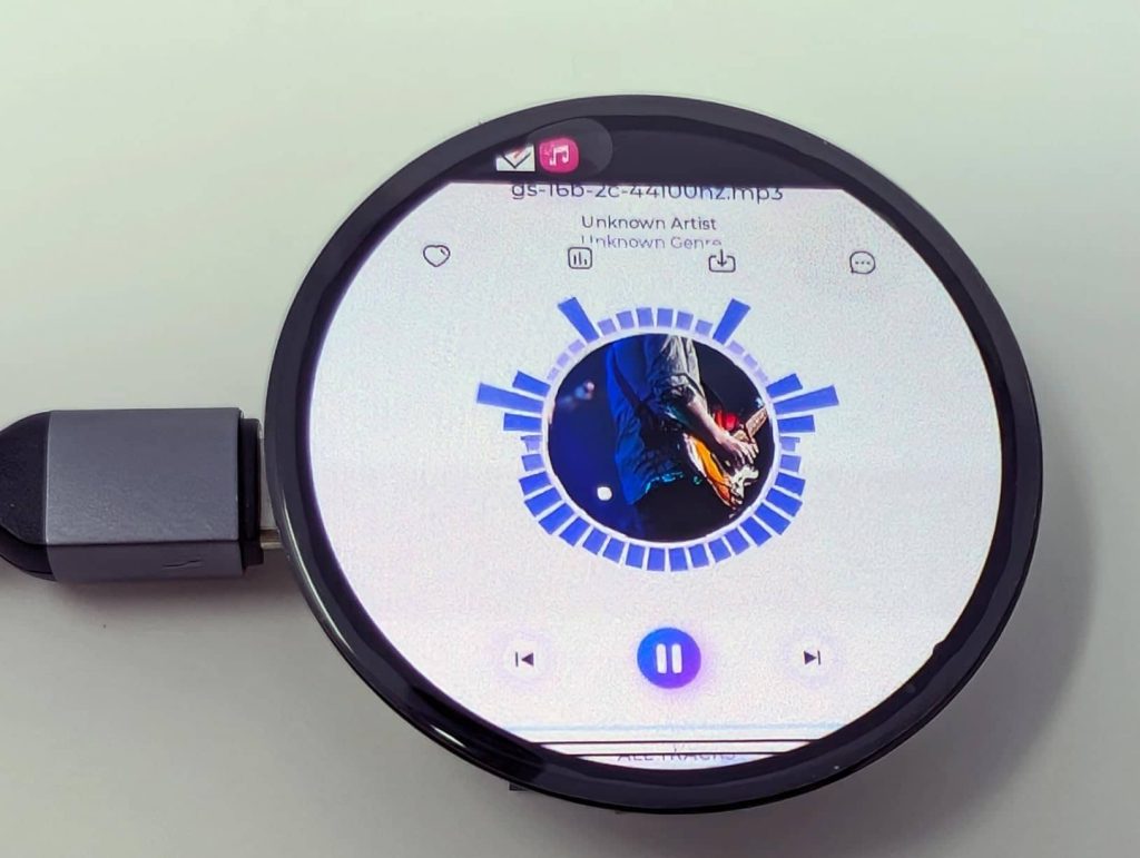 Waveshare RP2350 AMOLED 1.75" Review : Beauty in a Tiny Package 7 waveshare 1.75 AMOLED when run music app.